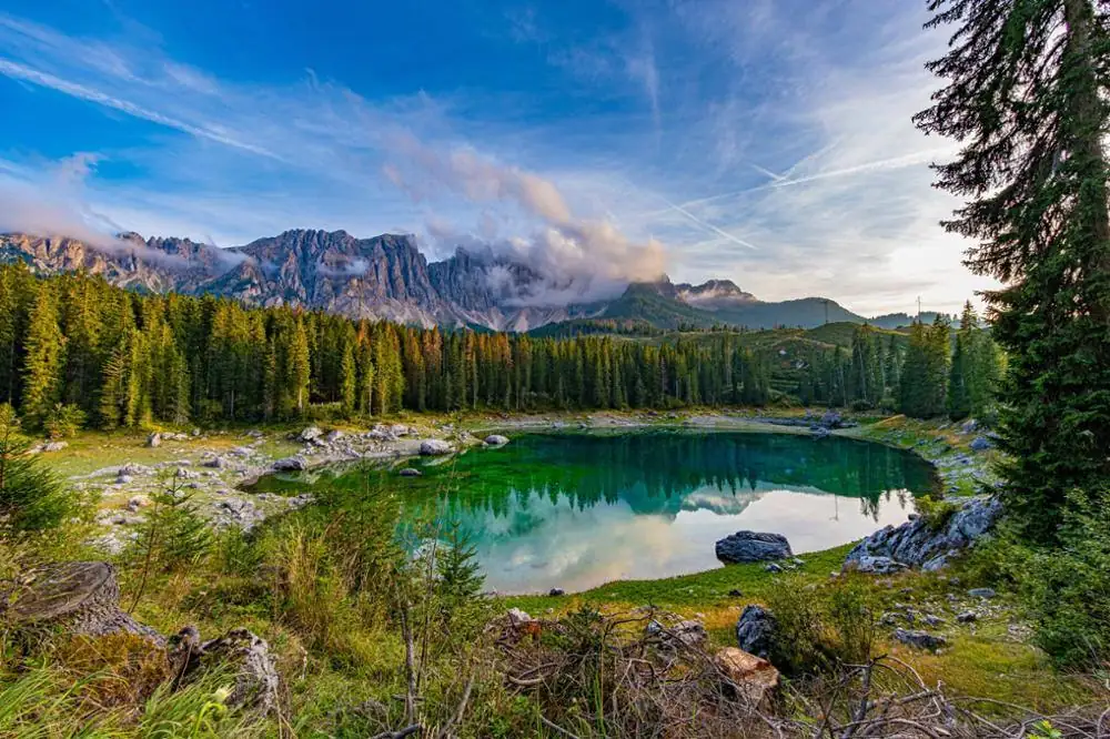 Paysage du lac de Garde en Italie